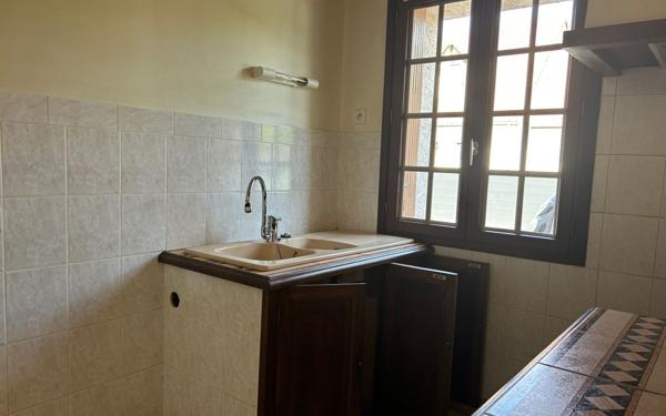 Maison à vendre    7 pièces •  Monnaie