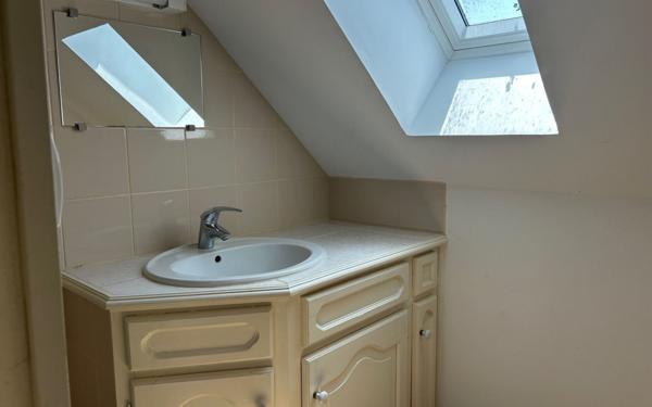 Maison à vendre    7 pièces •  Monnaie