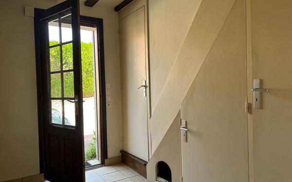 Maison à vendre    7 pièces •  Monnaie