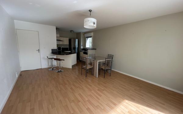 Appartement à louer    3 pièces •  Plescop