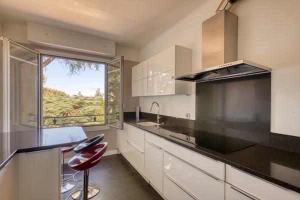 Appartement à louer 4 990 € CC VILLE D AVRAY 6 p 188 m² DPE D