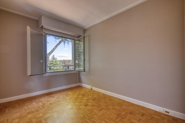 Appartement à louer 4 990 € CC VILLE D AVRAY 6 p 188 m² DPE D