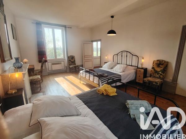 Maison à vendre 7 pièces 237 m² Champigny-sur-Veude