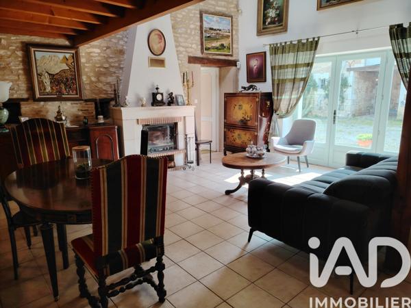 Maison à vendre 7 pièces 237 m² Champigny-sur-Veude