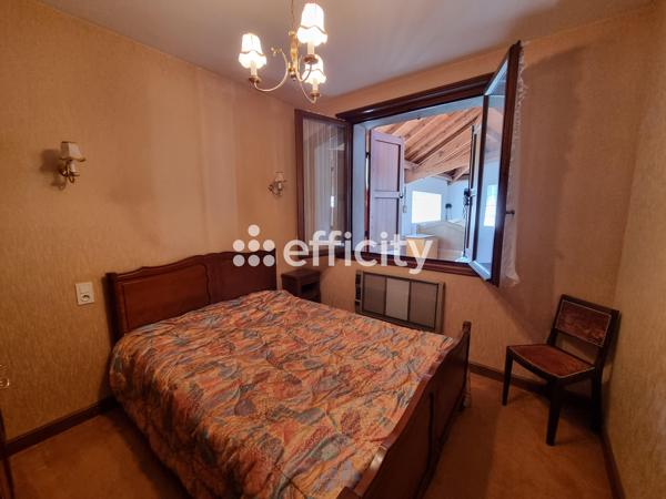 Maison 15 pièces - 350 m²
