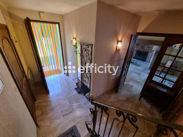 Maison 15 pièces - 350 m²