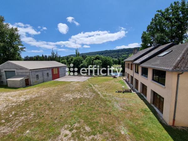 Maison 15 pièces - 350 m²