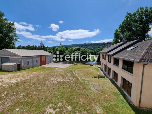 Maison 15 pièces - 350 m²