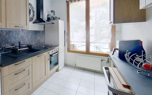 Appartement à vendre    2 pièces • 49,16 m2 Lyon 6