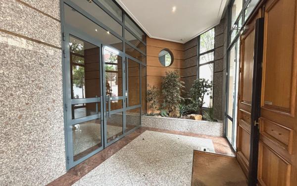 Appartement à vendre    2 pièces • 49,16 m2 Lyon 6