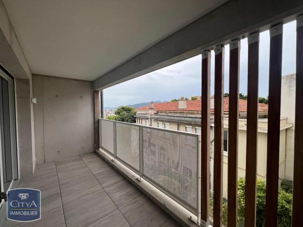 Appartement à louer 2 pièces 40.85m² Marseille (13006)