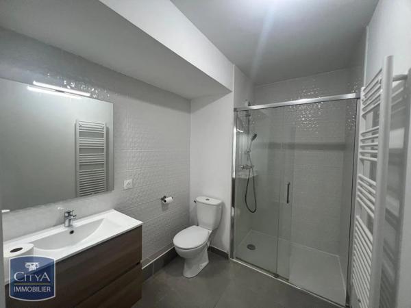 Appartement à louer 2 pièces 40.85m² Marseille (13006)