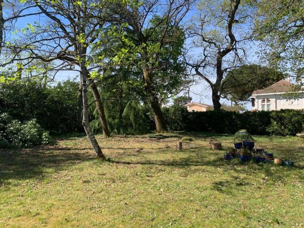 Terrain à Batir à vendre à Lanton en Gironde (33138), ref : 022/1235   
TAUSSAT