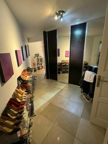 Maison à vendre    5 pièces •  Petit-Bourg