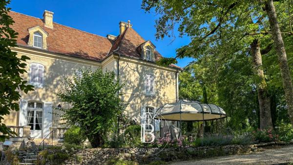 Bergerac, Château 11 Chambres -  594 m² à vendre