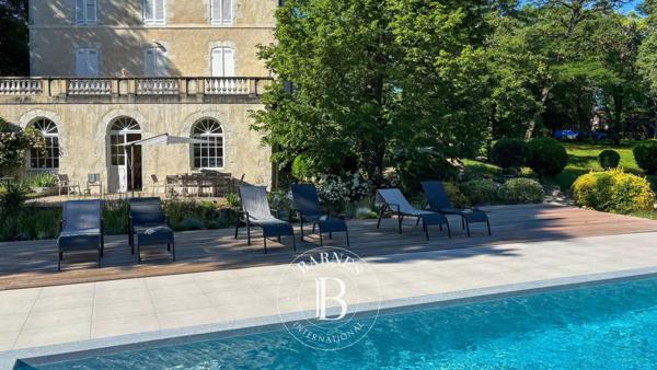 Bergerac, Château 11 Chambres -  594 m² à vendre