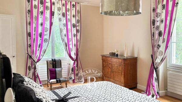 Bergerac, Château 11 Chambres -  594 m² à vendre