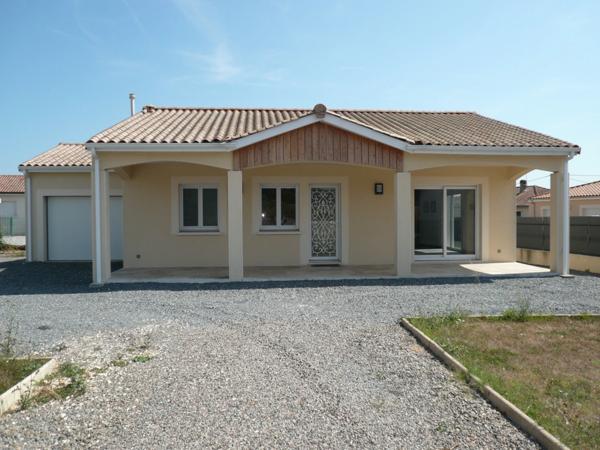 ⚜ ROULLET SAINT ESTEPHE A Vendre MAISON de PLAIN-PIED Idéal Pour Investisseur ⚜