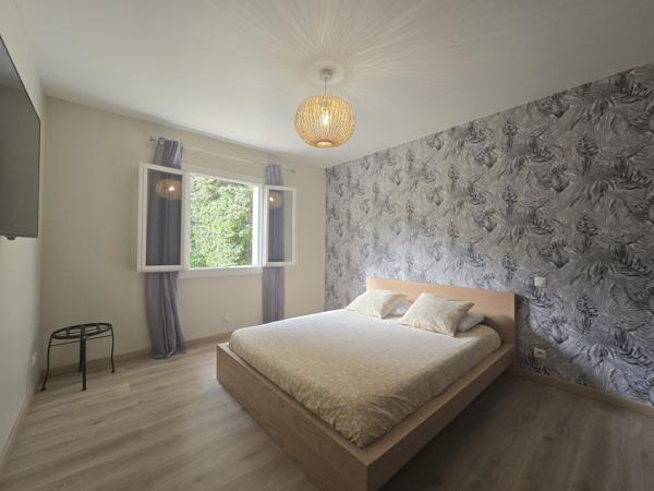 Jonquerettes (84450) Maison récente de 105m² à flanc de colline avec vue Ventoux - Jonquerettes