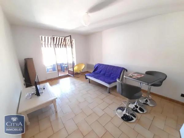 Appartement à louer 1 pièce 28m² Six-Fours-les-Plages (83140)