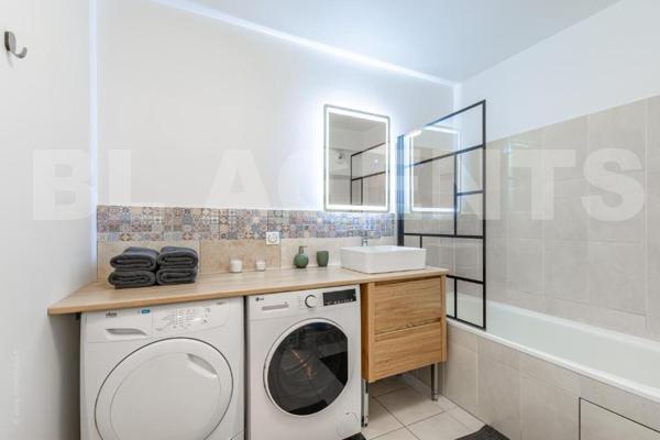 Coupvray – Appartement avec 2 chambres en excellent état, 2 parkings privatifs, à quelques minutes d