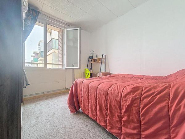 Appartement  4 pièce(s)