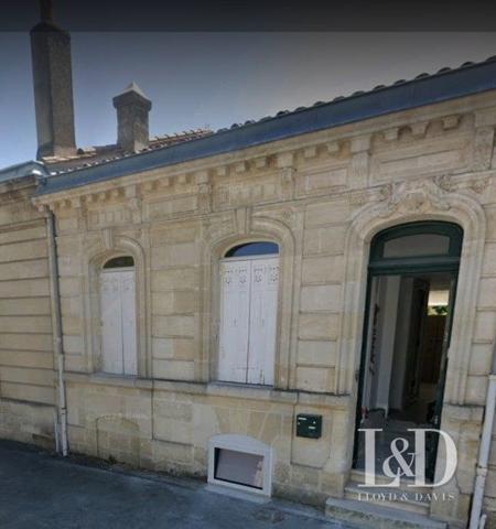 Lumineuse échoppe en pierre d'environ 100 m² avec jardin à Bordeaux Caudéran Primrose