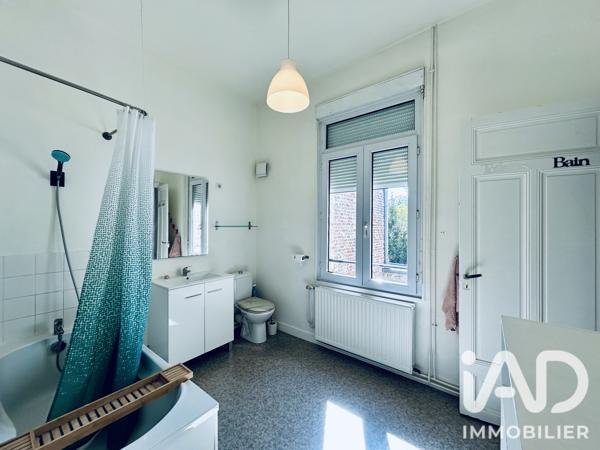 Location maison 5 pièces 127 m² Saint-Quentin