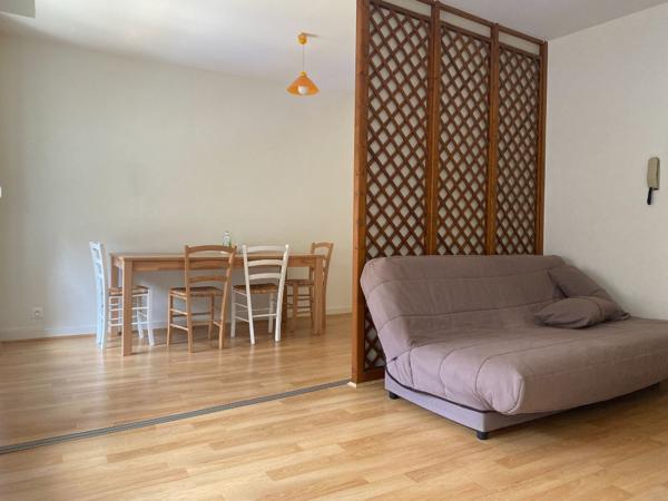 Location appartement Poitiers - 1 pièce(s) - 25 m² - 500 € par mois