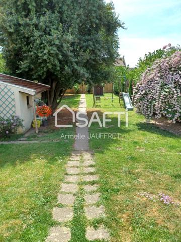 Maison 154m², état neuf, secteur calme, 600m RER.