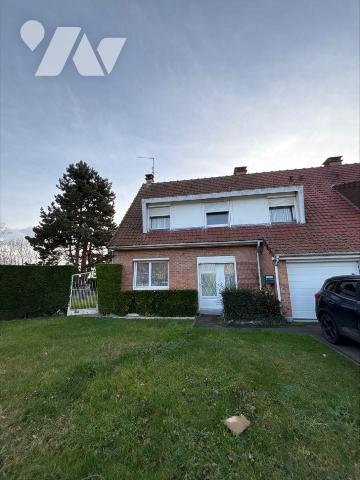 EN EXCLUSIVITE - La Gorgue

Maison semi mitoyenne d'environ 110 m², idéalement située dans un...