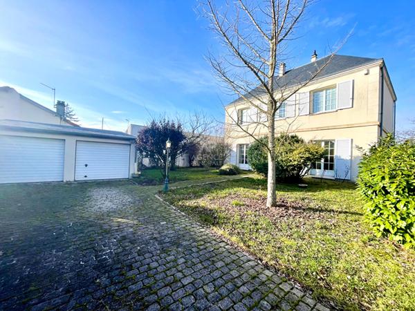 Maison Conflans Sainte Honorine 7 pièce(s) 177 m2 €690 000 ** - Référence 7449