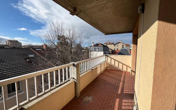 Appartement à vendre    3 pièces • 70,20 m2 Romans-sur-Isère
