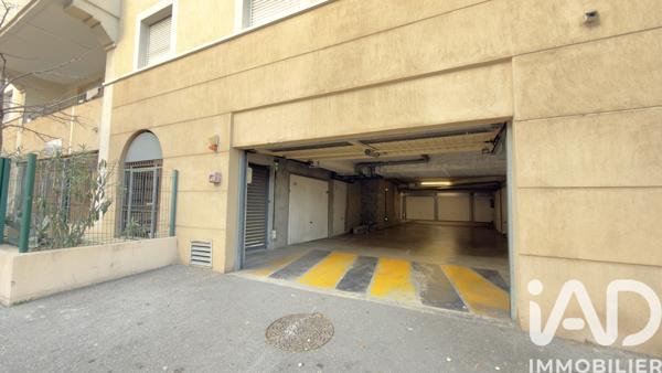 Parking à vendre 12 m² Nice