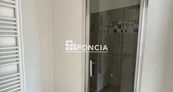 Location Appartement 5 pièces 104.9 m² - Clichy 92110