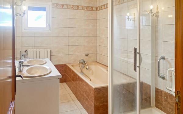 Maison à vendre    5 pièces •  La Baule-Escoublac