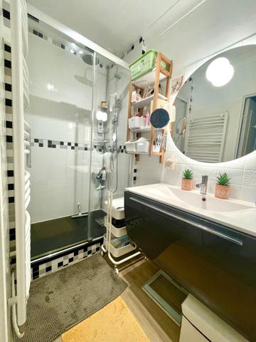 Maison
         5 pièces
        - 92 m² 340 000 € *