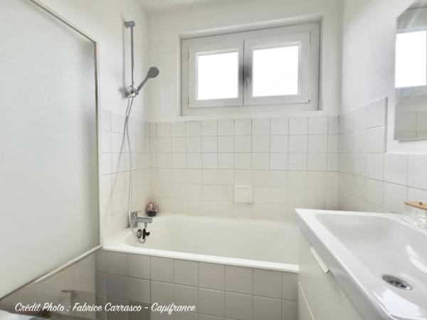 GERZAT (63) OPPORTUNITÉ INVESTISSEUR APPARTEMENT T3 LUMINEUX 60 m² (Loi Carrez) Locataire en place 9 000 €/an Rendement brut 6,50 %