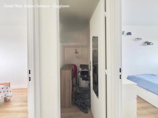 GERZAT (63) OPPORTUNITÉ INVESTISSEUR APPARTEMENT T3 LUMINEUX 60 m² (Loi Carrez) Locataire en place 9 000 €/an Rendement brut 6,50 %