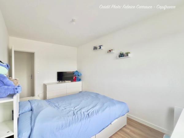 GERZAT (63) OPPORTUNITÉ INVESTISSEUR APPARTEMENT T3 LUMINEUX 60 m² (Loi Carrez) Locataire en place 9 000 €/an Rendement brut 6,50 %