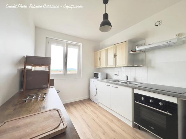 GERZAT (63) OPPORTUNITÉ INVESTISSEUR APPARTEMENT T3 LUMINEUX 60 m² (Loi Carrez) Locataire en place 9 000 €/an Rendement brut 6,50 %