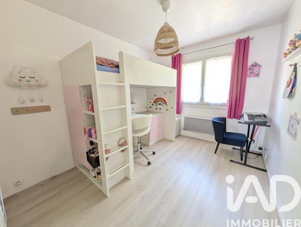 Maison à vendre 5 pièces 93 m² Mantes-la-Ville