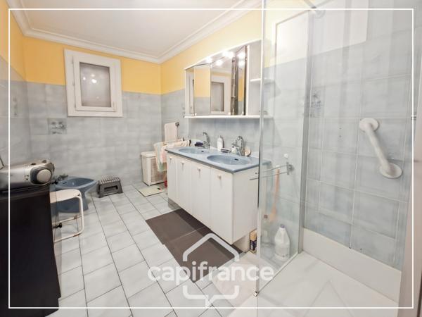 Maison familiale 136m² sur sous-sol intégral à MOISSAC, 3 grandes chambres, beaux volumes, environnement calme