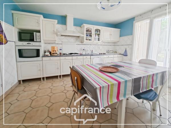 Maison familiale 136m² sur sous-sol intégral à MOISSAC, 3 grandes chambres, beaux volumes, environnement calme