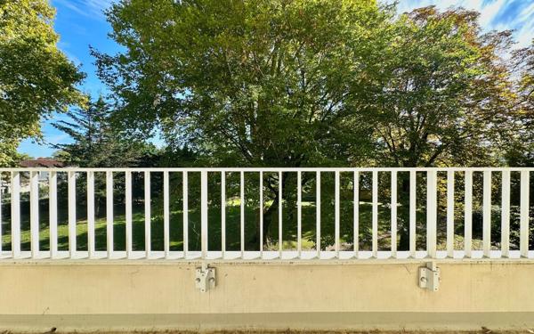 Appartement à vendre    3 pièces • 55 m2 Bordeaux