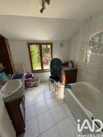 Maison à vendre 5 pièces 99 m² Châteauneuf-du-Faou