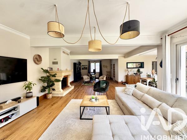Maison à vendre 6 pièces 203 m² Les Hauts-d'Anjou