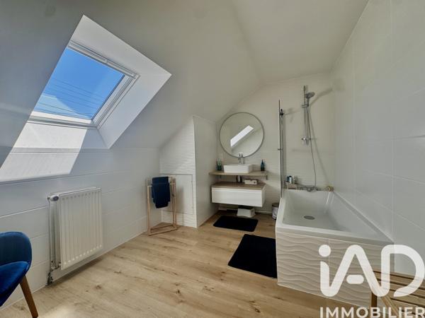 Maison à vendre 6 pièces 203 m² Les Hauts-d'Anjou