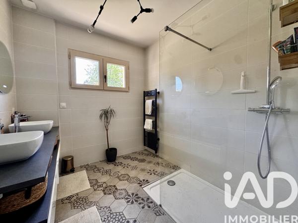 Maison à vendre 6 pièces 203 m² Les Hauts-d'Anjou