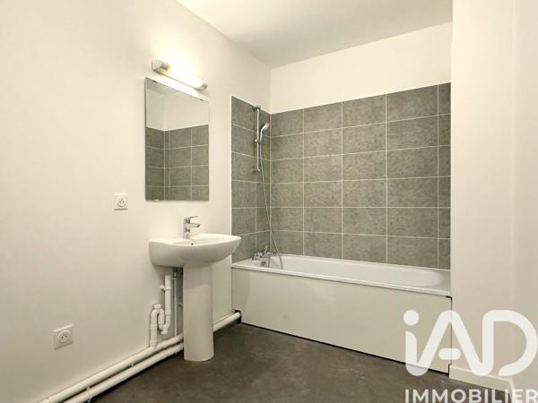 Appartement à vendre 2 pièces 46,77 m² La Courneuve
